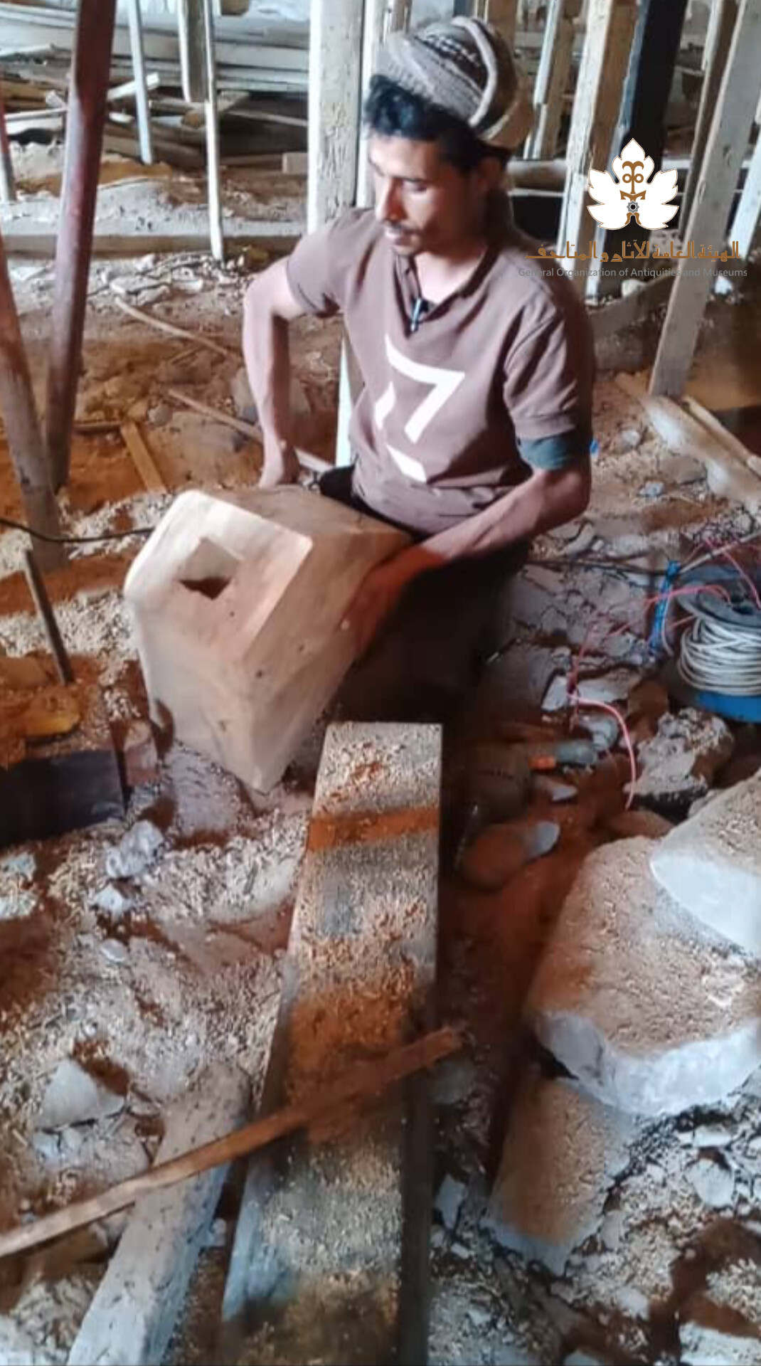 بدء أعمال ترميم جامع الصنوين الأثري بمديرية بني العوام - صورة إضافية 2